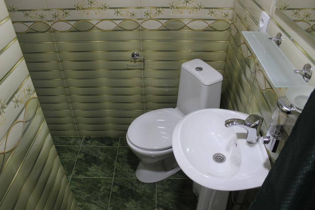 Inga Guest House Kazbegi Exterior foto